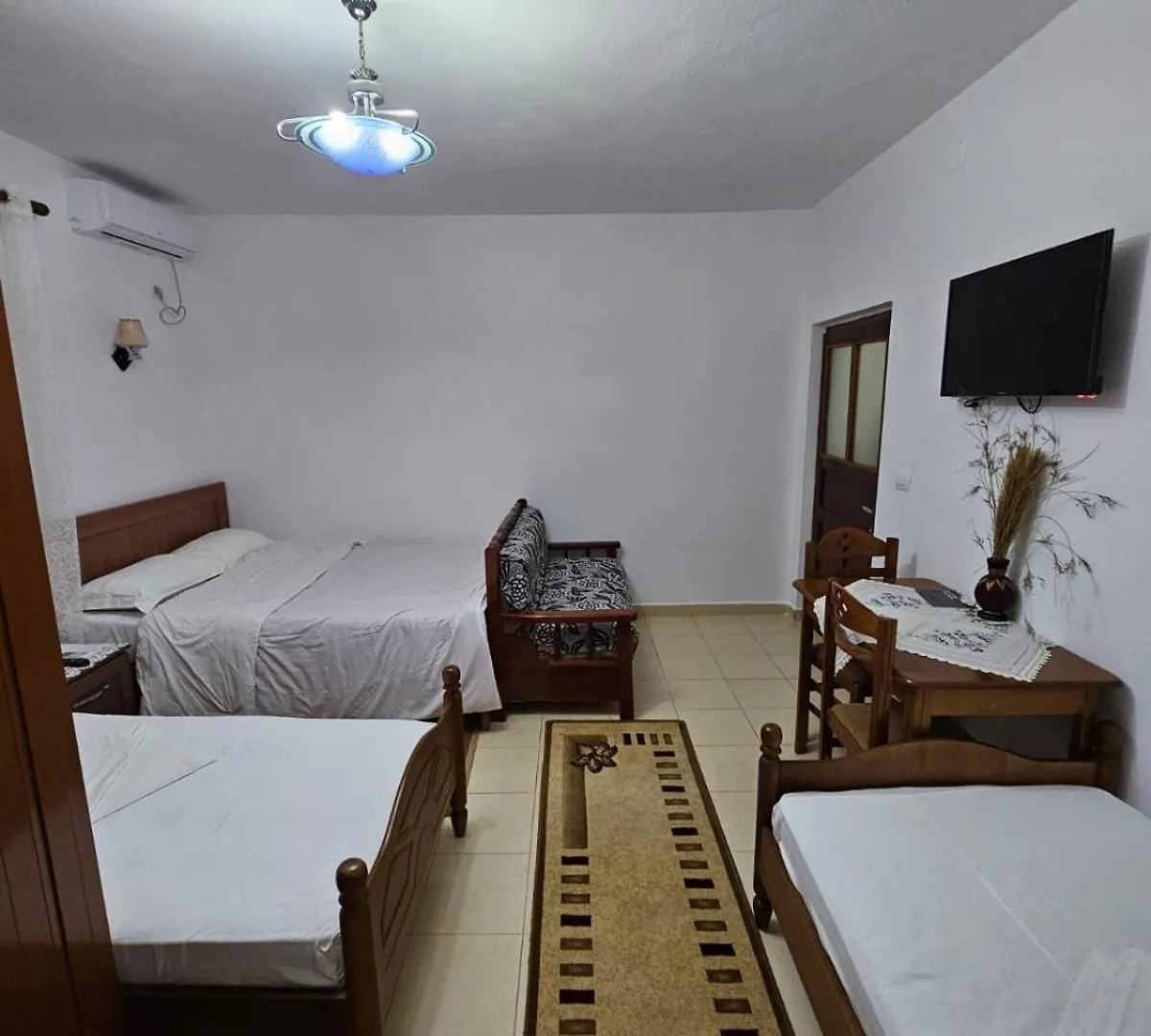 Bujtina Polimen Hotel Permet